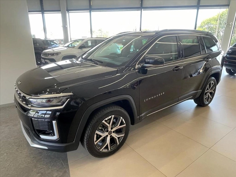 Táxi blindado Jeep Commander em São Paulo